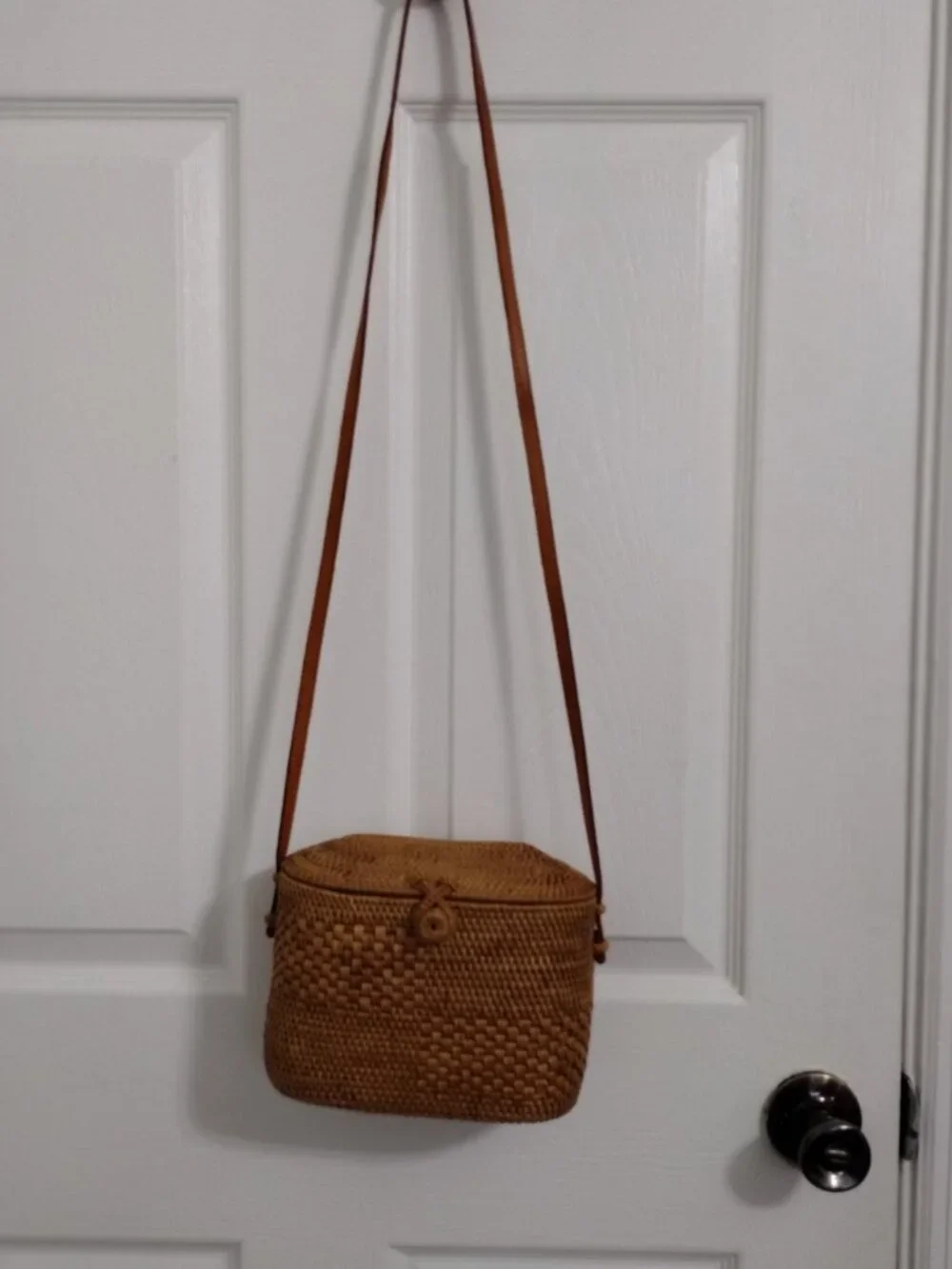 Street Level Woven Rattan Crossbody Bag Boho Natural Straw Leather Strap - Picture 5 of 12